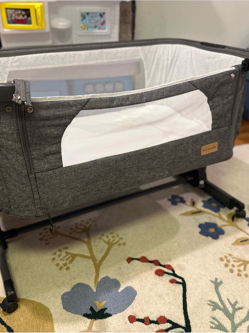 Gray Mesh Side-Sleeper Bassinet Portable Adjustable Heights Bassinet